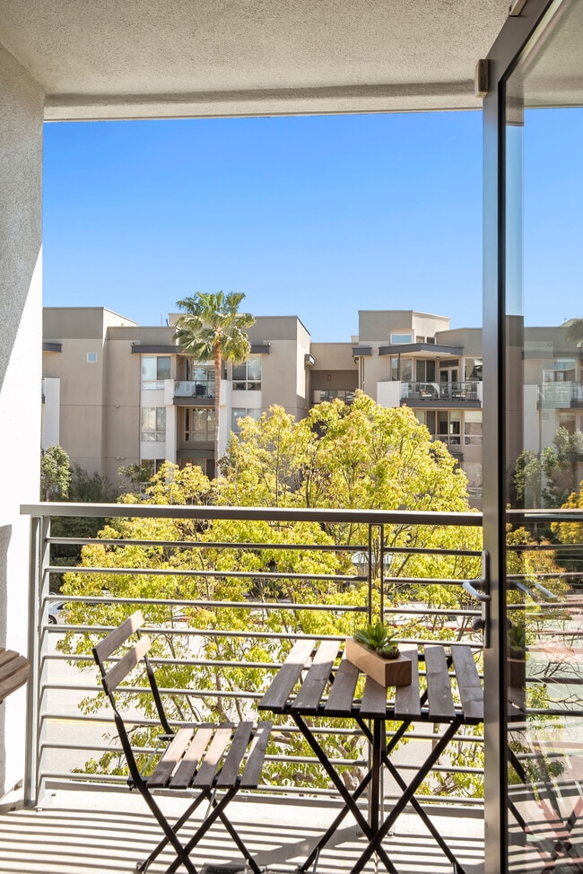 Building Photo - 13045 Pacific Promenade