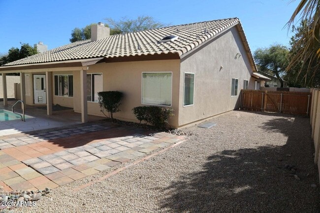 Building Photo - 9014 E Larkspur Dr