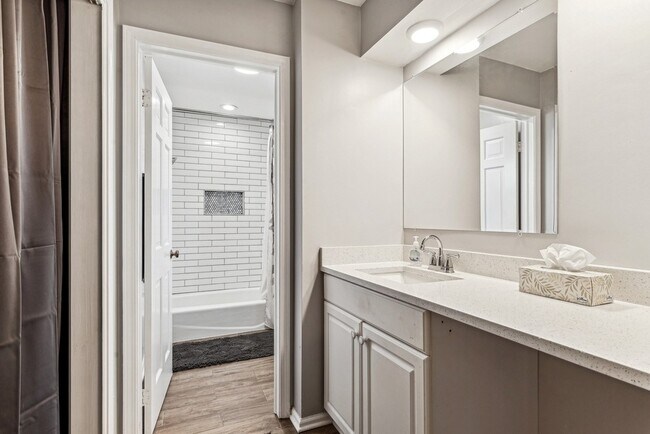 Building Photo - 8951 Skokie Blvd