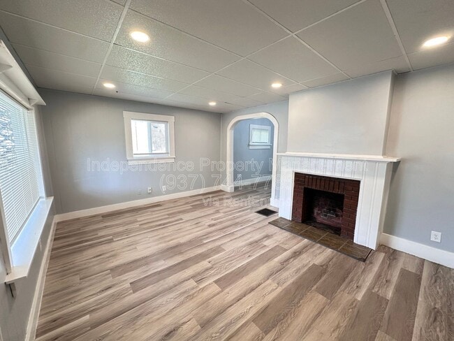 Building Photo - 1020 Walnut Hill Pl