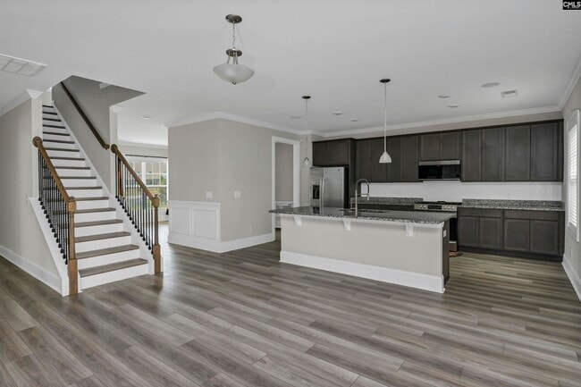 Building Photo - 825 Hidden Point Dr