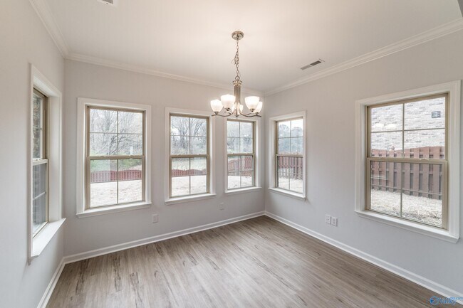 Building Photo - 15036 Lakeside Trail SW