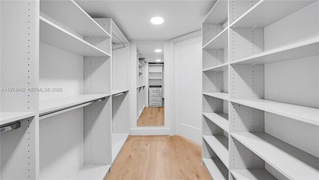 Building Photo - 555 NE 34th St