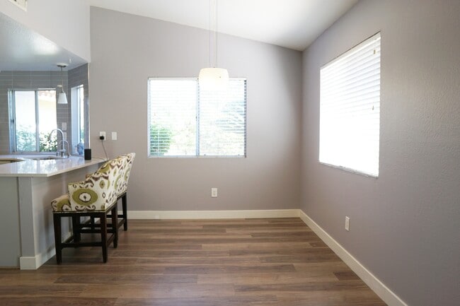 Building Photo - 44150 Calico Cir