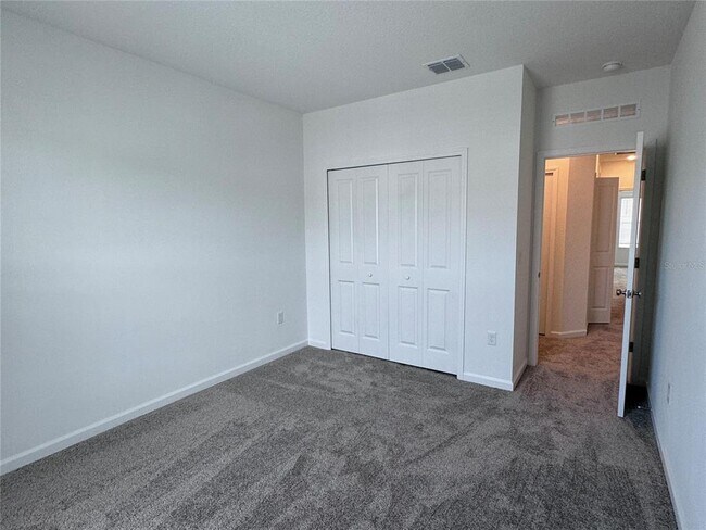 Building Photo - 2494 Skyline Lp