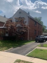 Building Photo - 596 Englewood Ave