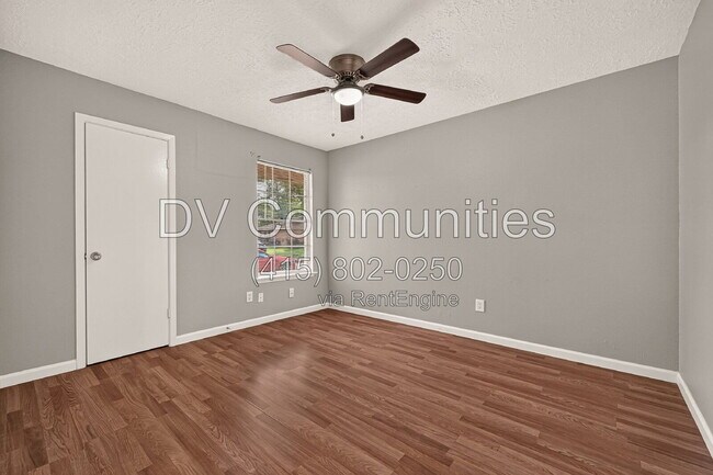 Building Photo - 5041 E Ridge Creek Dr