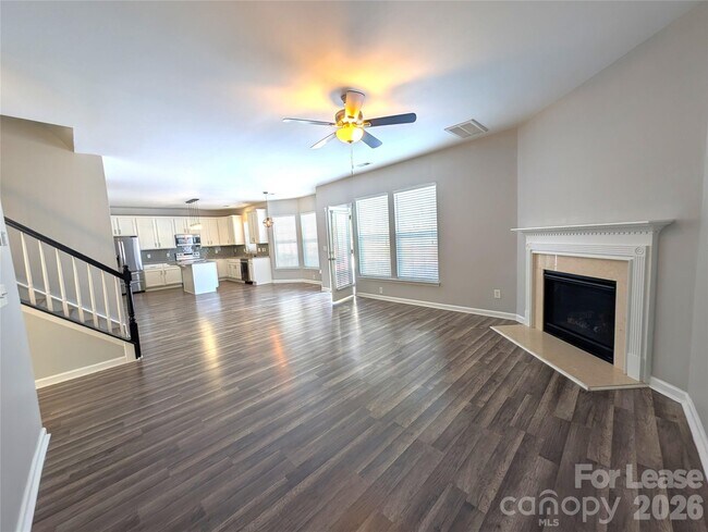 Building Photo - 12444 Caracara Ct