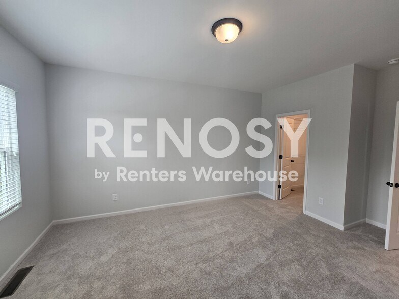 Building Photo - 2907 Beaconwood Ct