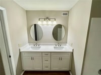Building Photo - 27 Matawan Cir