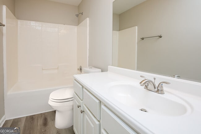 Building Photo - 248 Springs Crossing