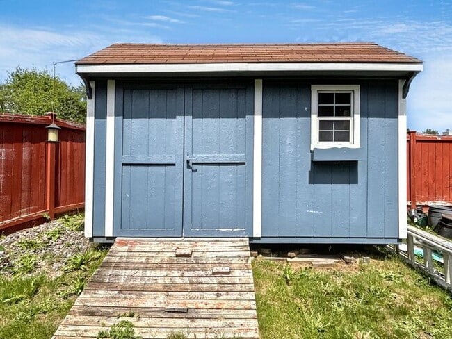 Building Photo - Beautiful 4 bed & 2 bath home in Kent WA!!