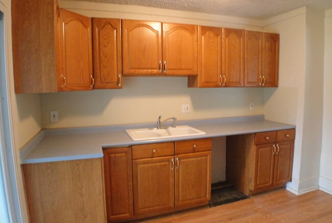 Building Photo - 35323 Sheridan St