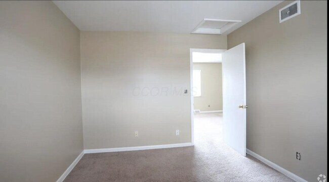 Building Photo - 1813 Kenny Rd