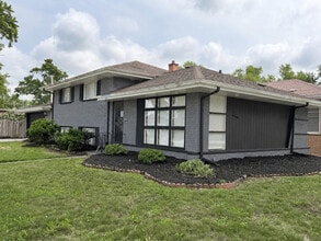 Building Photo - 14603 S Avalon Ave