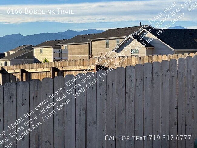 Building Photo - 6166 Bobolink Trl