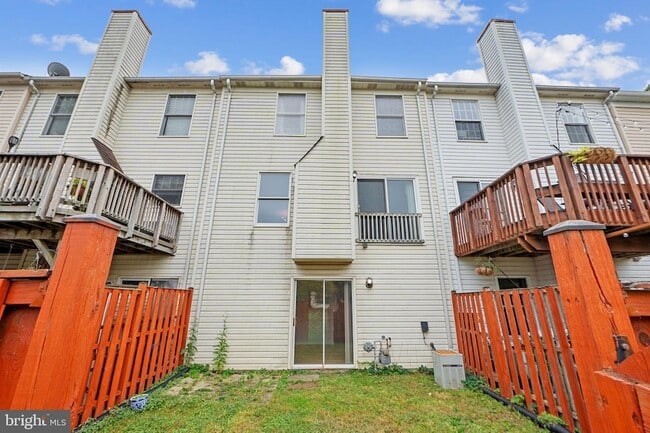 Building Photo - 6591 Ewald Ct