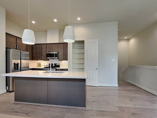 Building Photo - 6373 Paddington Bnd Dr