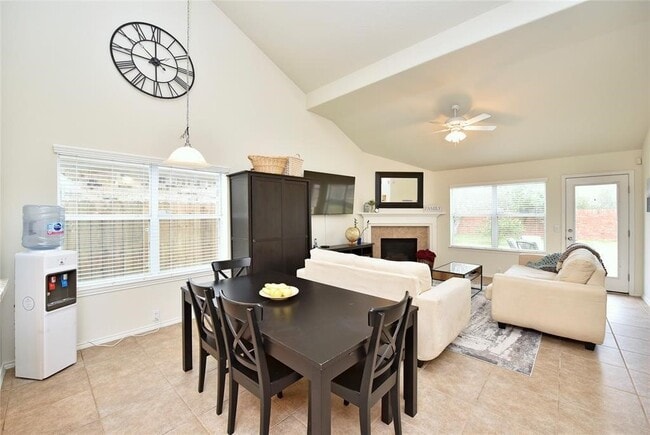 Building Photo - 7215 Ravenswood
