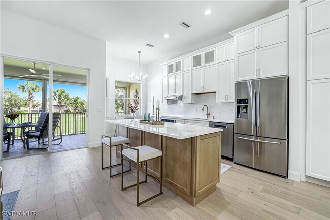 Building Photo - 630 Lalique Cir