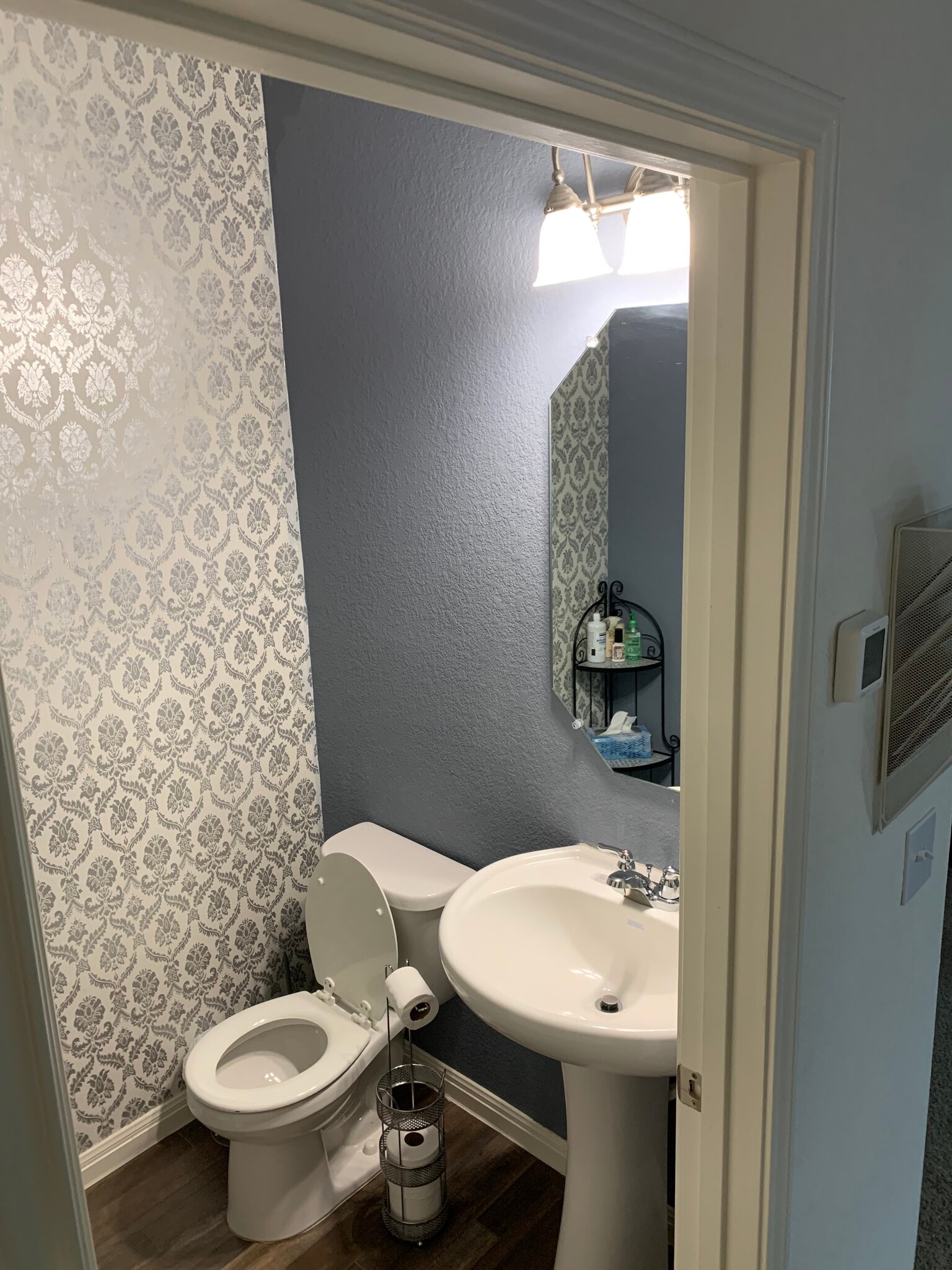 Building Photo - 291 Seneca Loop