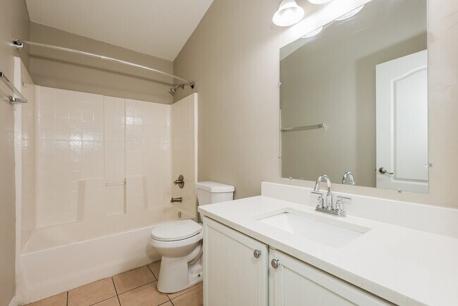 Building Photo - 12614 Montford Ln