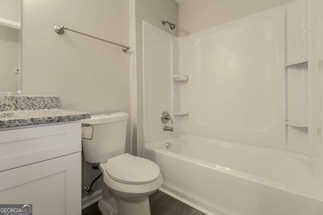 Building Photo - 1030 Overlook Dr