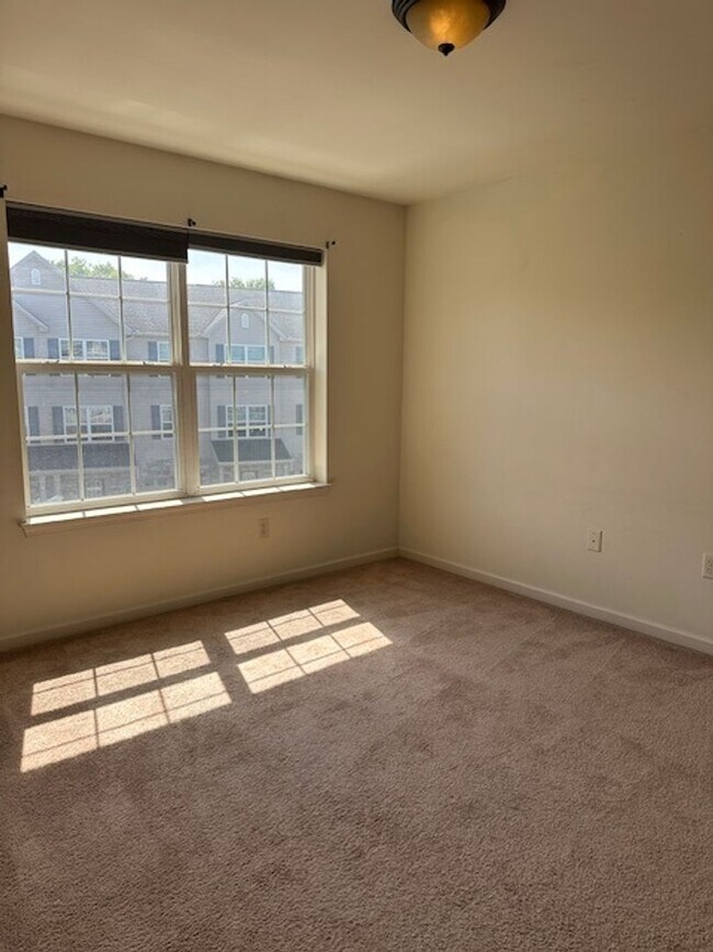 Building Photo - 6205 Galleon Drive