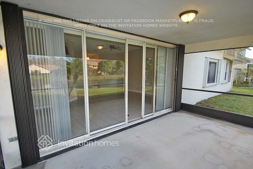 Building Photo - 3754 Woods Walk Blvd