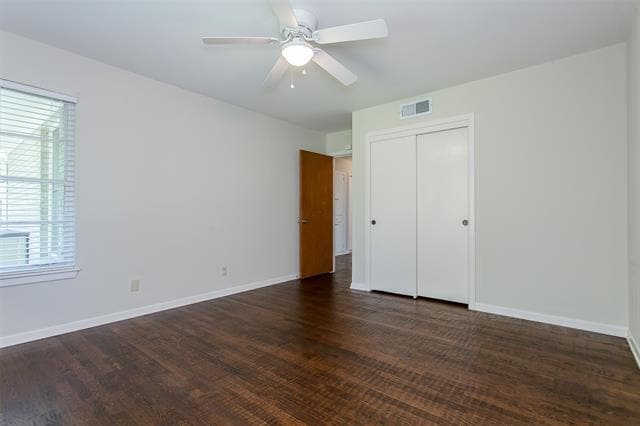 Building Photo - 11140 Lanewood Cir