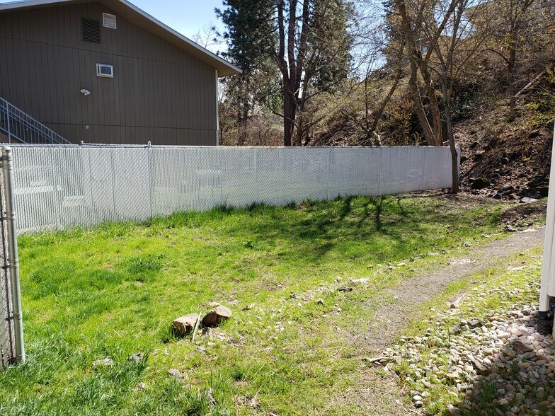 Building Photo - 709 S Scott St