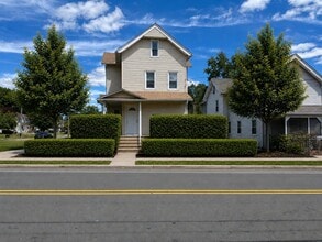 Building Photo - 563 East St