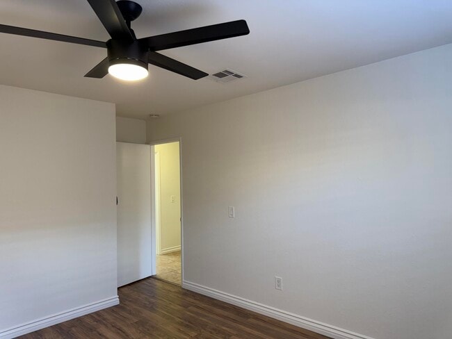 Building Photo - 52395 Avenida Carranza