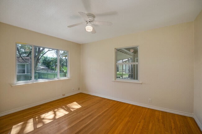 Building Photo - 336 Tuttle Rd