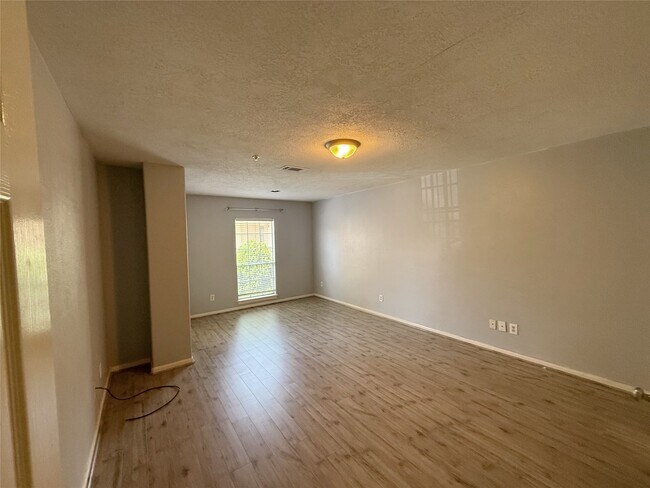 Building Photo - 2710 Grants Lake Blvd