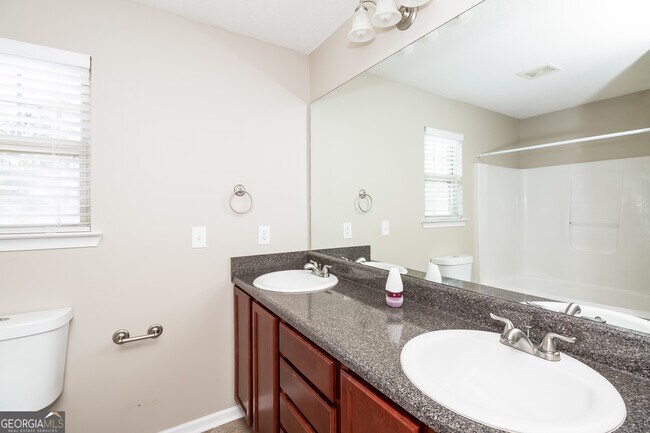 Building Photo - 3034 Broadleaf Trail Rd