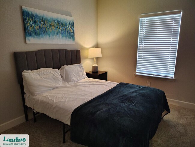 Building Photo - 120 SW 148th Dr