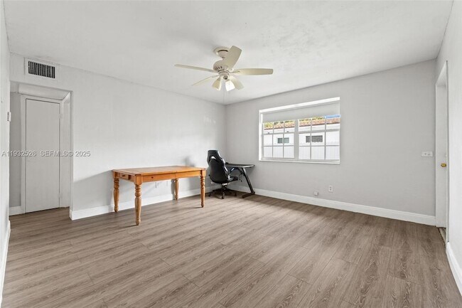 Building Photo - 11441 SW 2nd St