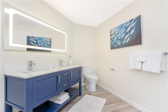 Building Photo - 112 Harrison Ave