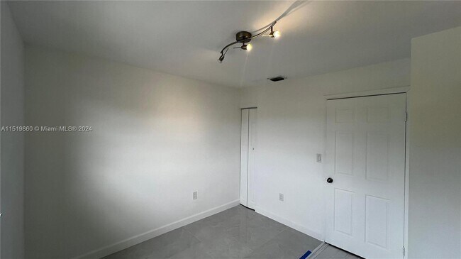 Building Photo - 2790 W 60th St