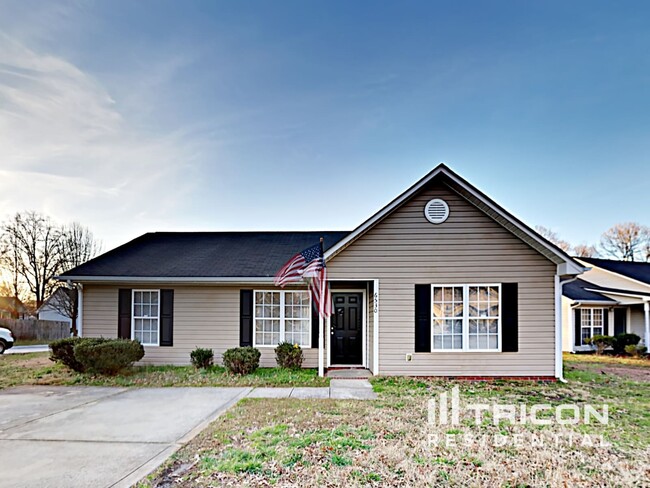Primary Photo - 6530 Lynmont Dr