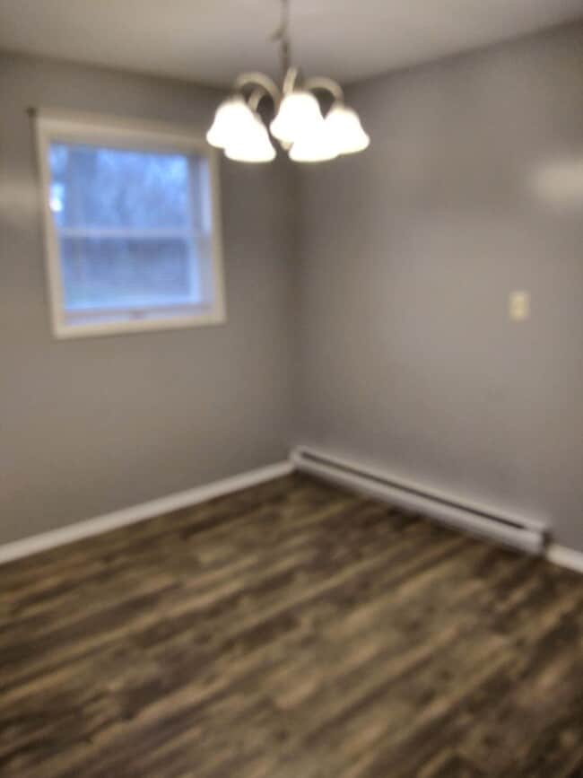 Building Photo - 402 Cornell Ave