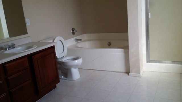 Building Photo - 9441 W Jamestown Rd