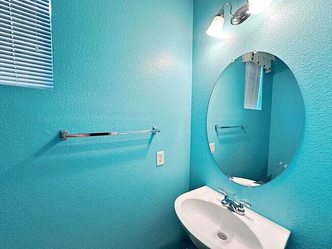 Building Photo - Spacious 3-Bedroom Home in Gated Community with Pool & Private Backyard