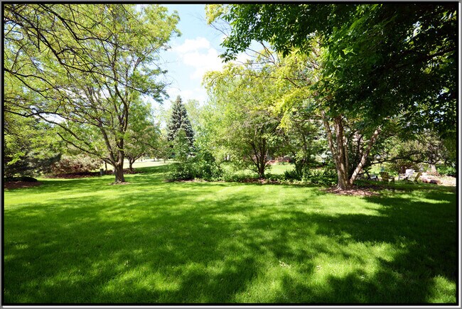 Building Photo - 707 Whitebark Ct