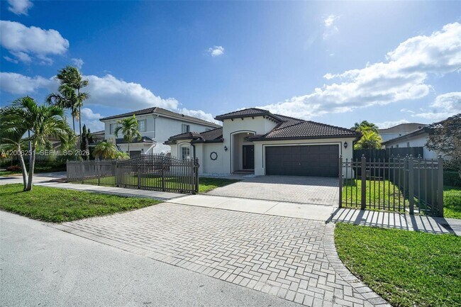 Building Photo - 1581 SW 155th Ct