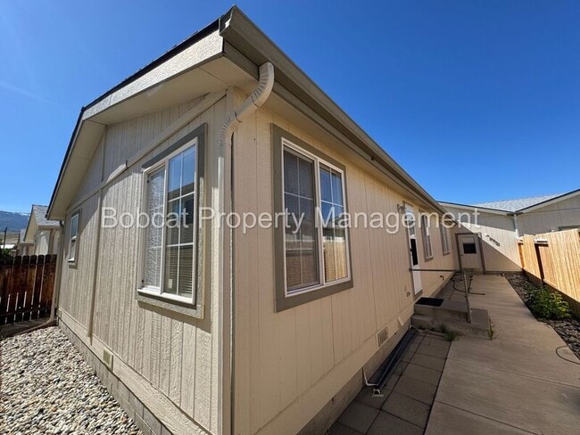 Building Photo - 1129 Gambrel Dr