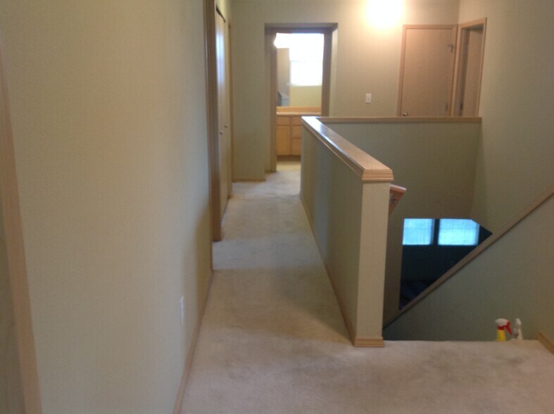 Building Photo - 14362 NE 189th Ct