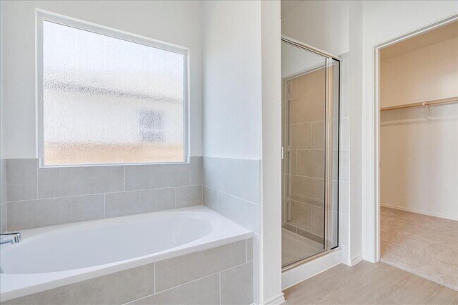 Building Photo - 238 Dreyer