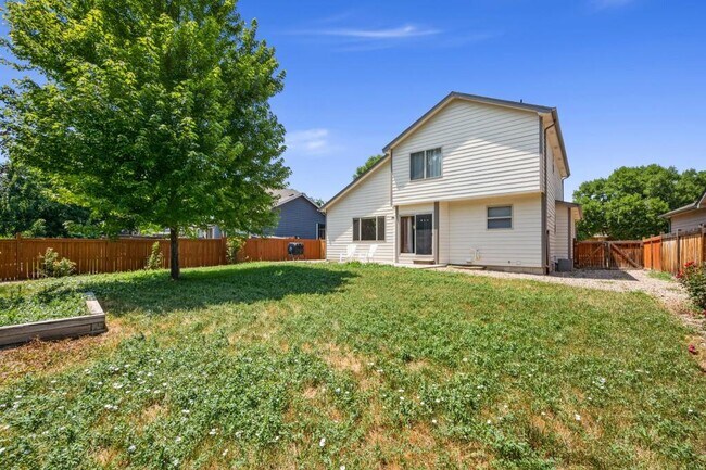 Building Photo - 2456 Mary Beth Ct